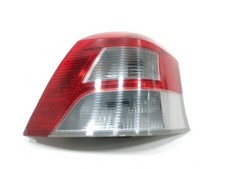 FEU ARRIERE DROIT 815510D251