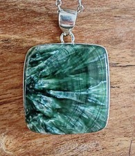 Pendentif Séraphinite Naturel