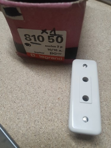 Legrand 81050 prise de - -,
