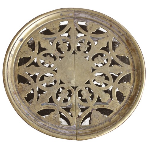 Dessous plat laiton à - dessous,