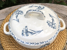 Rare petite soupière ancienne