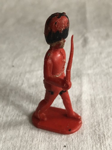 Figurine crescent toys garde - crescent,