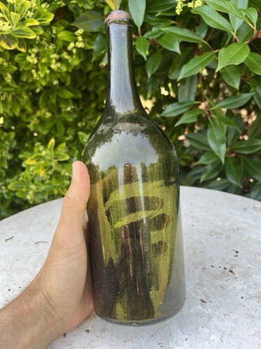 Bouteille verre soufflé - verre, vert
