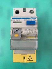 Interrupteur différentiel 2P 40A 30 mA type A à vis bornes décalée Hager CDA743F