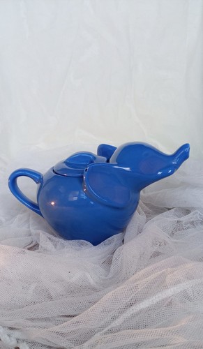 Vintage elephant teapot - vintage, –