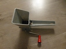 ancienne moulinette a herbes