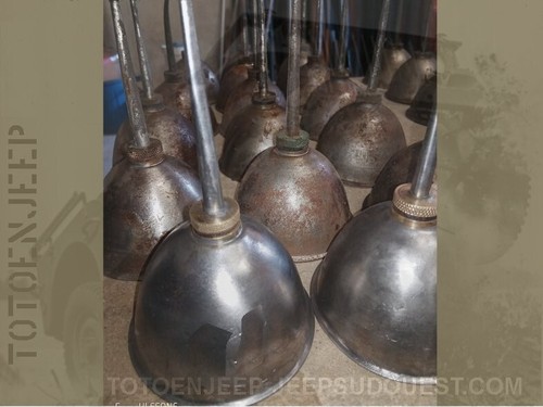 Graissage burette huile us - ,