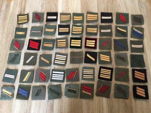 Lot insignes tissus - de,