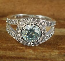 Vert Diamant Solitaire 3.07 CT