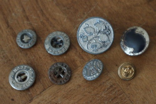 Anciens boutons uniforme - boutons, d'