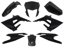 Kit 8 carénages noir Derbi