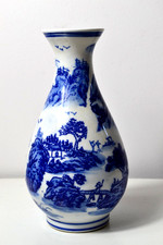 Vase en porcelaine de Chine, excellent état, 22,5 cm, décor paysage