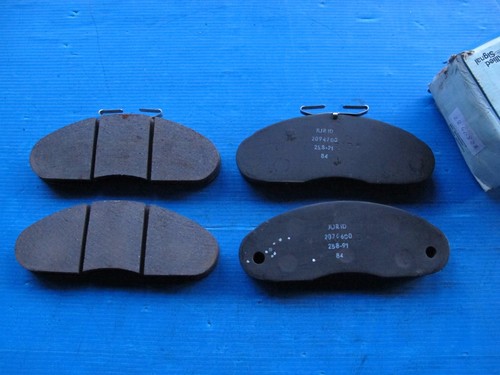 Plaquettes freins avant - plaquettes,