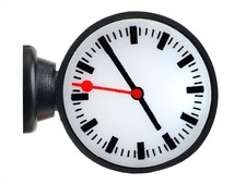 VIESSMANN Horloge de quai de gare avec éclairage intégré - HO 1/87 - VIESSMANN 1