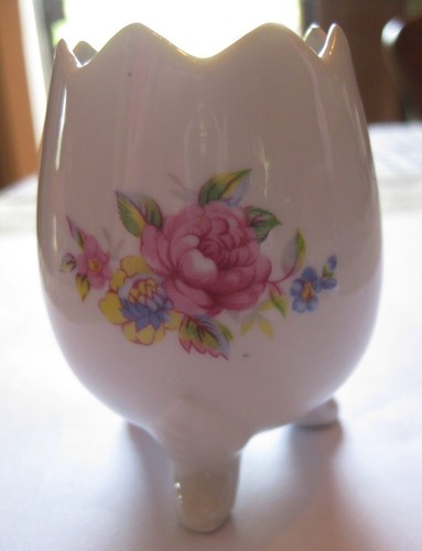 Cracked egg bud vase - egg, w/