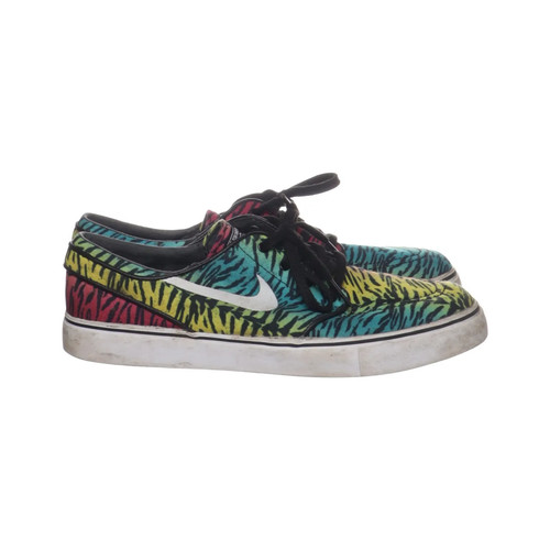 Nike baskets taille - nike, baskets,