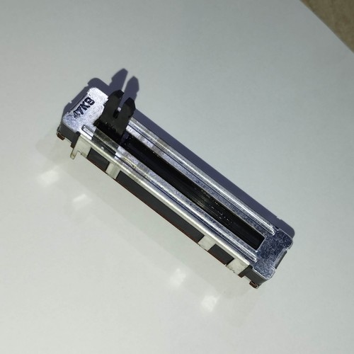 Potentiomètre glissière - potentiomètre,