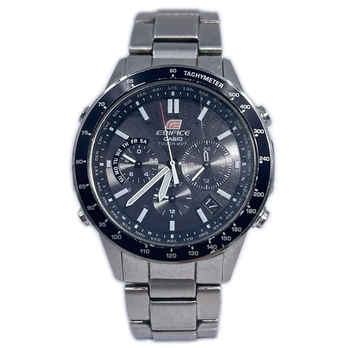 Montre solaire radiocommandée