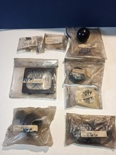 1 lot de divers pièces neuves