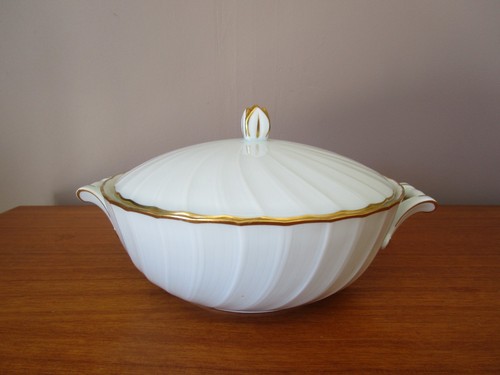 Legumier soupiere blanche - soupiere,