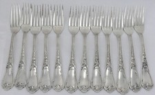 Ercuis Louis XV Rocaille, 12 fourchettes de table en métal argenté, 21,3 cm.