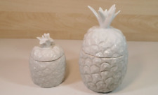 Beau lot d'ananas en