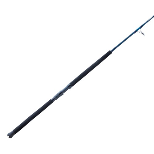 Croix rogue v boat - v,