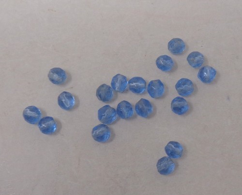 Lot perles anciennes en - 20,