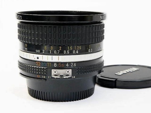 Objectif nikon nikkor 20 - nikon,