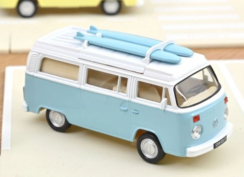 Norev van 1973 couleur - -,