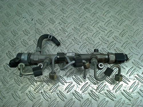 Rampe injection carburant - rampe, d'injection