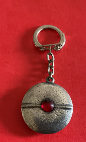 Porte clefs béret pompon - clefs,