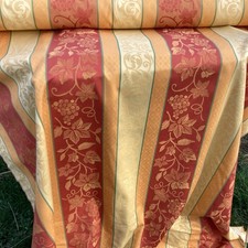 Tissu  ,tisse. Jacquard