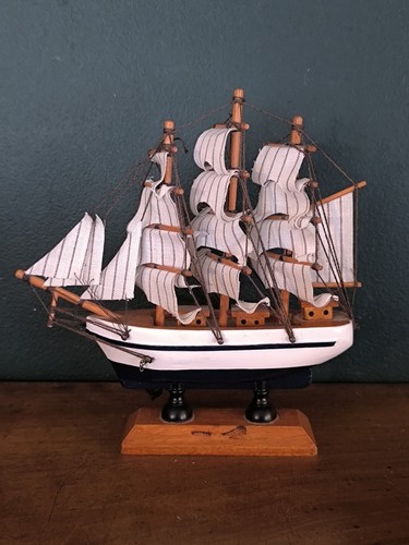 Ancienne maquette bateau - maquette,