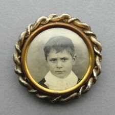 French, Antique Photo Brooch, Boy, Child. Art Nouveau. Jewelry. Medal.