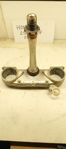 Fourche inferieur honda - inferieur,