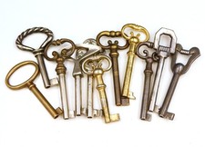 VINTAGE,Lot 11 anciennes clés,clef de meuble,commode,Buffet,placard,serrure,key