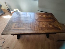 Bureau rustique en chêne massif , style espagnol fin XIXème.