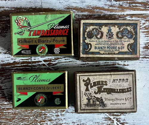 Lot boîtes de plumes - de,