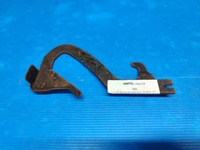 Charnière gauche de capot pour: Peugeot: 305 Berline et Break - 06/82