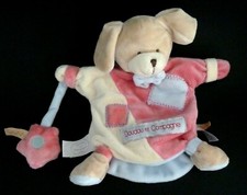 50. DOUDOU ET COMPAGNIE MARIONNETTE CHIEN ROSE BLEU BEIGE ECRU ZIGZAG ETAT NEUF*