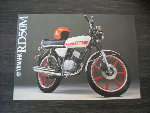 Catalogue brochure motos - catalogue,