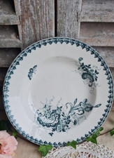 ANCIENNE ASSIETTES CREUSE TERRE DE FER IRIS ET PAPILLON