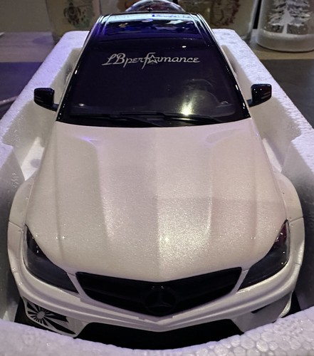 C63 amg libertywalk w204 18 - c63, 1/18