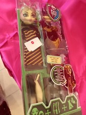 POUPEE MONSTER HIGH DOLL  INSECTE A CREER AVEC ACCESSOIRE RARE NEUF SOUS BLISTER
