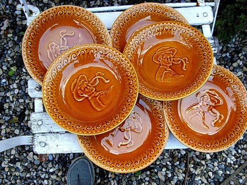 Assiettes calottes ancienne - assiettes,