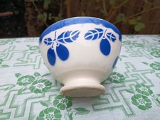 Ancien Bol Sarreguemines " Prunes " Bleu et Blanc Pied Douche