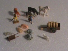 lot figurines HO PREISER/ CAMPAGNE REMORQUE CHEVAUXX CHIEN COCHONS BROUETTE/OCC