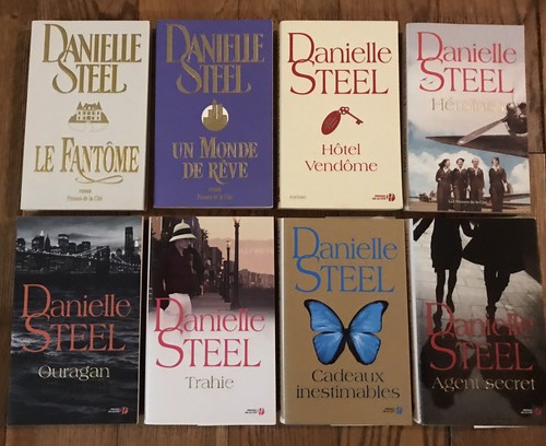 Lot livres danielle steel - 8,