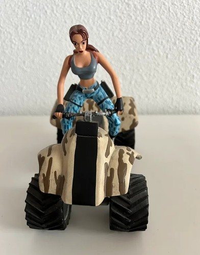 Tomb raider lara - raider, avec